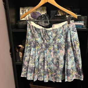 Brand new golf skirt